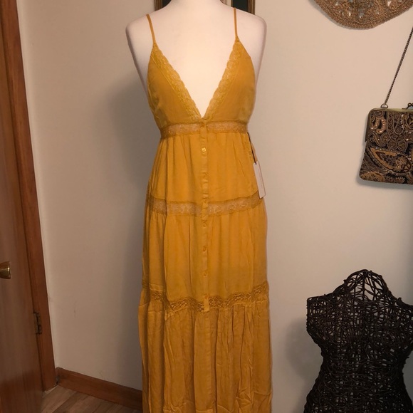 Cotton Candy Dresses & Skirts - 🔵Lace Summer Maxi dress with adjustable straps